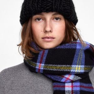 Zara oversized plaid blanket scarf, perfect condition!